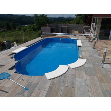 18.Bordura piscina din piatra artificiala pentru piscina 7X3   raza  r˝-80