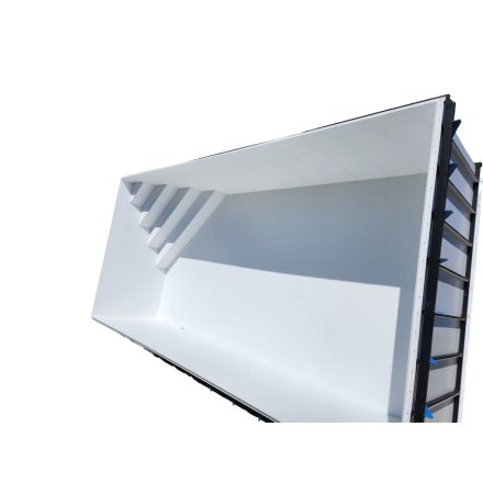 CORP DE PISCINA CU COLTI ASCUTIT SI SCARA